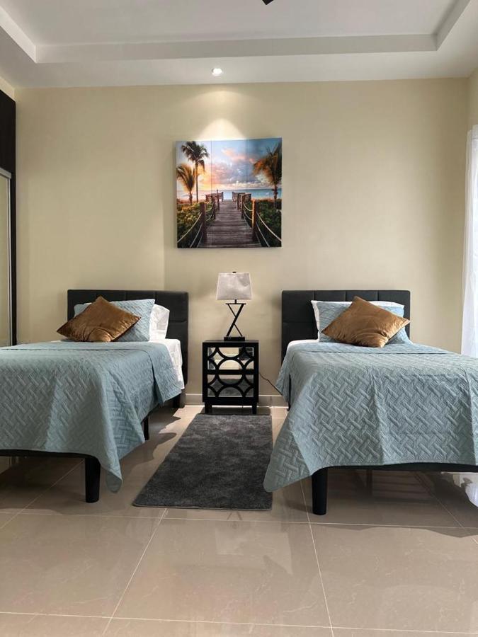 Casa Bella Vista @ Pyramid Point Villa โอโชรีโอส ภายนอก รูปภาพ